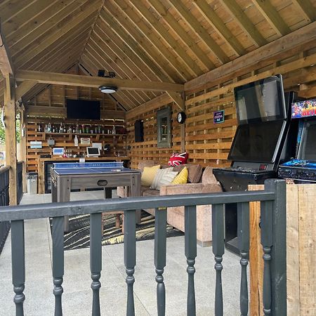 Luxurious Oasis Relax 32C Pool, Jacuzzi Games Bar Villa Deal Exterior foto